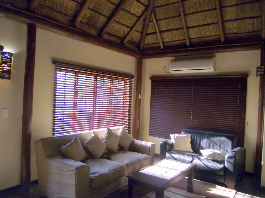 Oranjerus Resort Kanoneiland Ruang foto